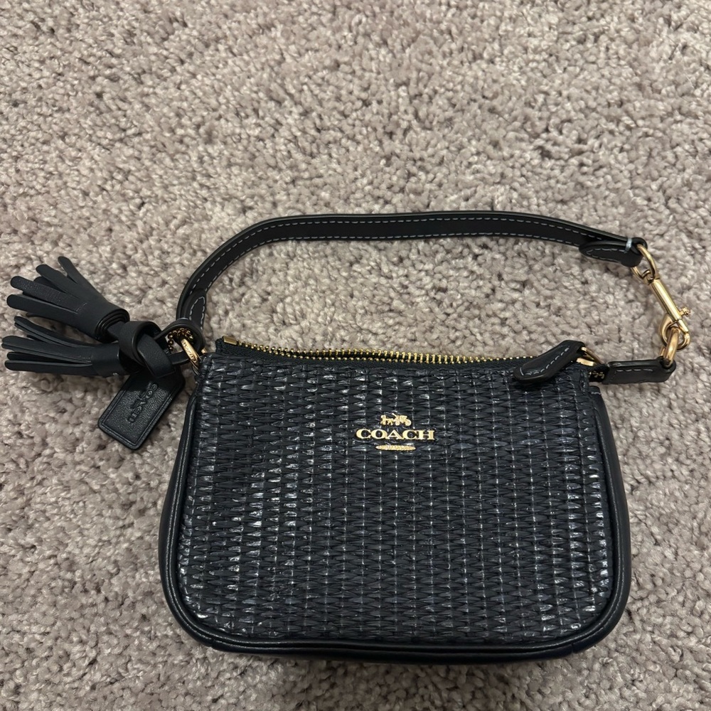 Coach Nolita 15
